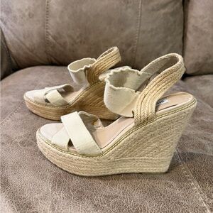 Steve Madden Tan Wedge Sandals